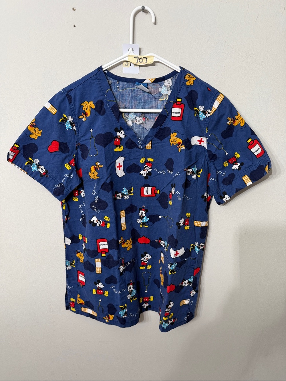 Women’s Disney Small Mickey Minnie Mouse Medical Nurse Scrub Top Vintage